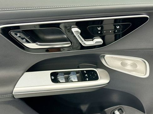 Certified 2026 Mercedes-Benz GLC 300 image 22