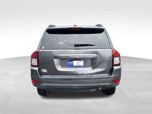 Used 2016 Jeep Compass Sport w/ Power Value Group FWD image 4