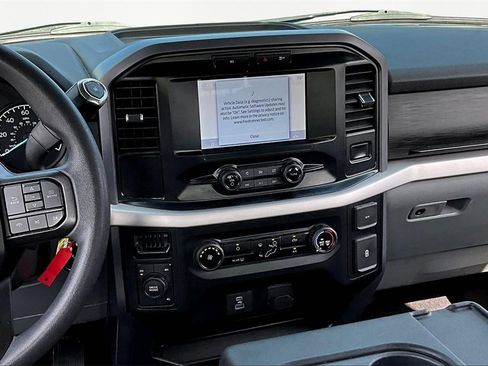 Used 2023 Ford F150 XLT image 6