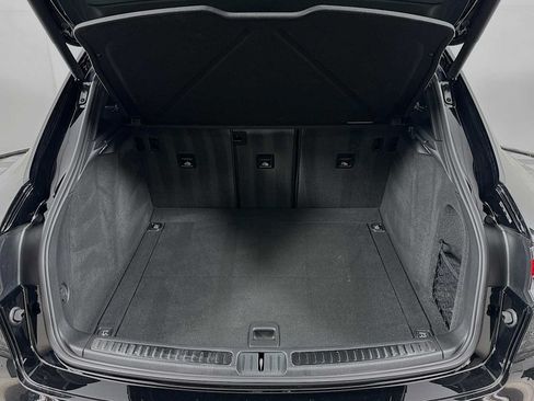 Certified 2026 Porsche Macan AWD/4WD image 27