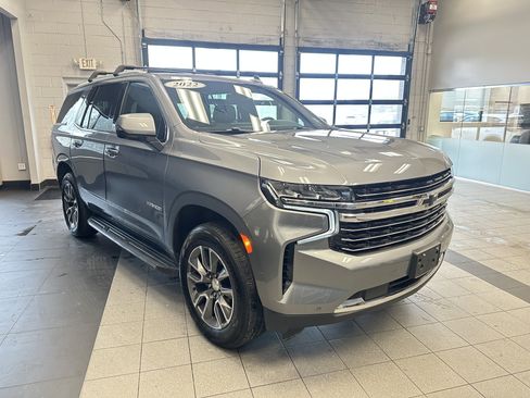 Used 2022 Chevrolet Tahoe LT w/ LT Signature Package image 13