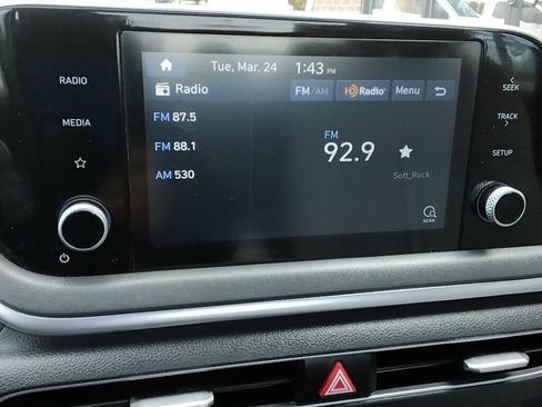 Used 2021 Hyundai Sonata SE w/ Preferred Accessory Package image 15