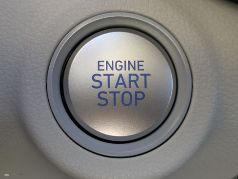 New 2026 Hyundai Venue SEL FWD image 31