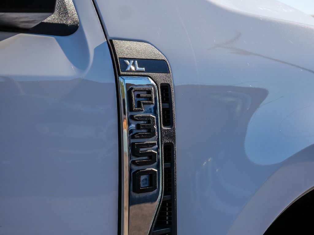 Used 2025 Ford F350 XL w/ XL Chrome Package AWD/4WD image 10