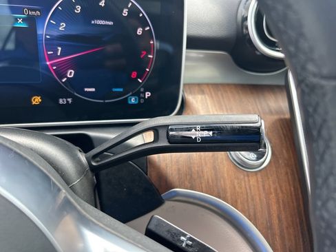 Used 2025 Mercedes-Benz C 300 Sedan image 14