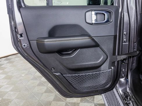 New 2027 Jeep Wrangler Unlimited Sahara AWD/4WD image 37