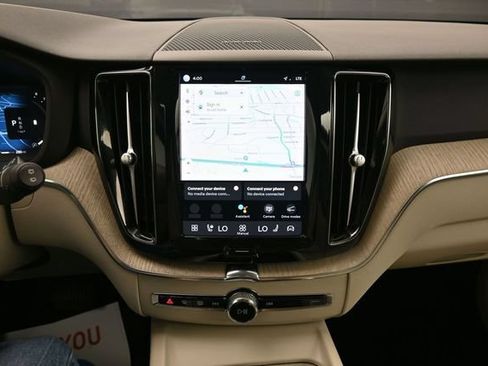 Used 2023 Volvo XC60 B5 Plus w/ Protection Package Premier FWD image 13