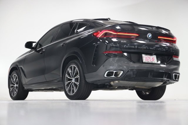Used 2025 BMW X6 M60i w/ Parking Assistance Package AWD/4WD image 15
