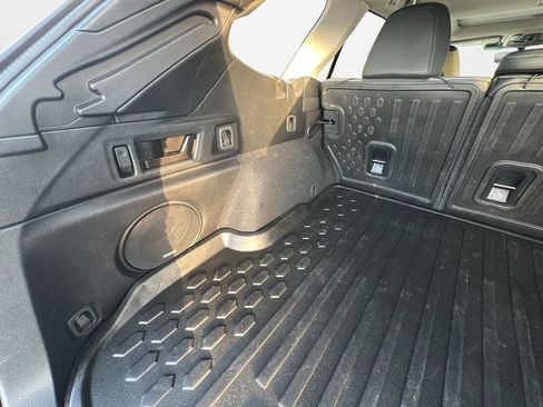 Used 2025 Subaru Outback Onyx Edition XT w/ Popular Package #2 image 37