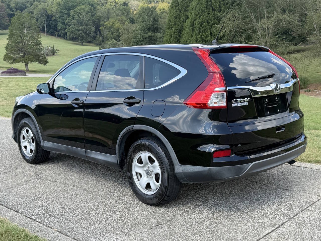 Used 2016 Honda CR-V LX image 9