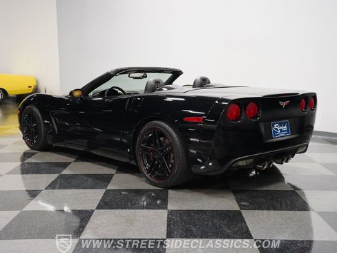 Used 2008 Chevrolet Corvette Convertible w/ Preferred Equipment Group image 9