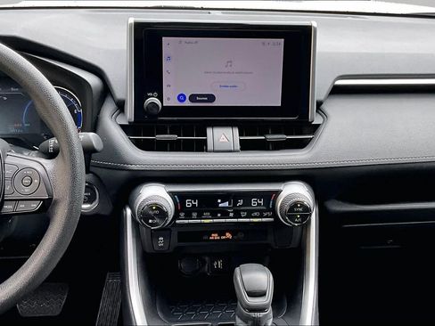 Certified 2025 Toyota RAV4 XLE AWD/4WD image 7