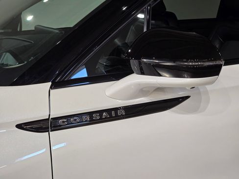 New 2026 Lincoln Corsair Reserve image 15