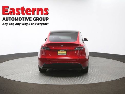 Used 2021 Tesla Model Y 2WD image 34