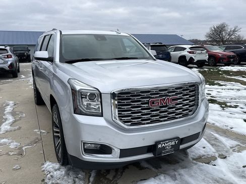 Used 2020 GMC Yukon XL Denali w/ Denali Ultimate Package image 8