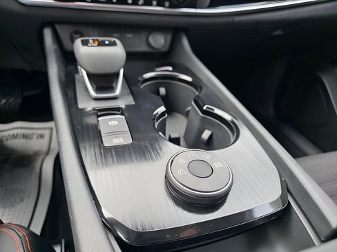 New 2026 Nissan Rogue SV image 31