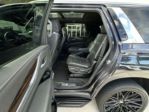 Certified 2023 Cadillac Escalade Premium Luxury RWD image 31