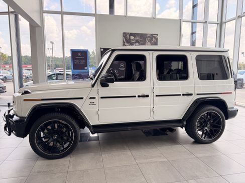 Used 2026 Mercedes-Benz G 63 AMG 4MATIC image 2