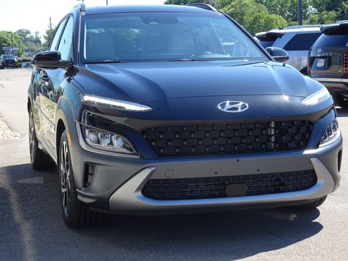 Used 2023 Hyundai Kona Limited AWD/4WD image 6