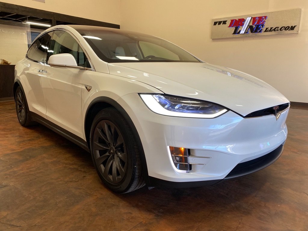 Used 2018 Tesla Model X AWD/4WD image 3