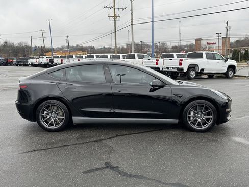 Used 2019 Tesla Model 3 Performance image 23