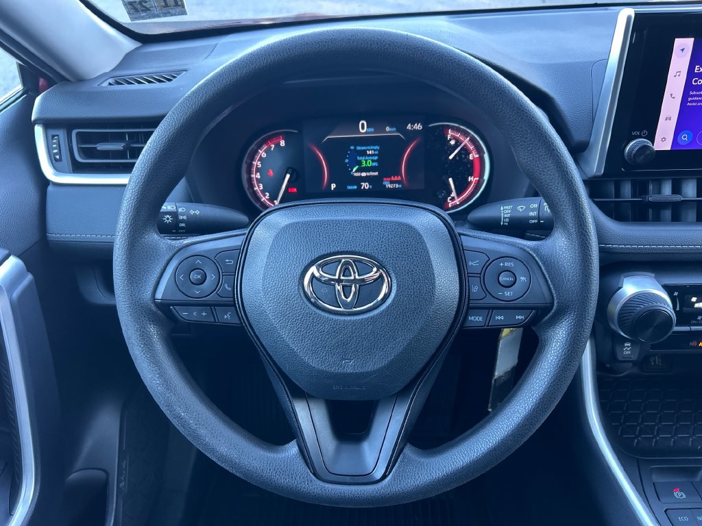 Used 2023 Toyota RAV4 LE AWD/4WD image 14