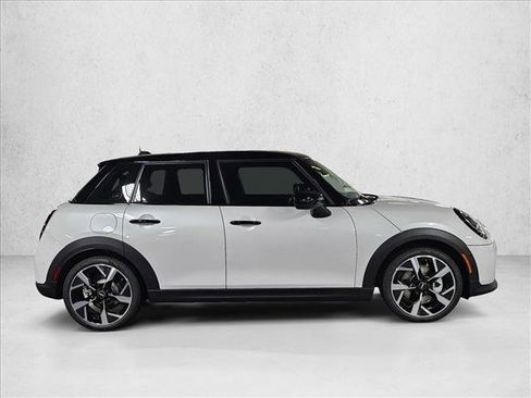 New 2026 MINI Cooper 4-Door Hardtop image 4