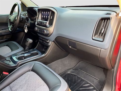Used 2021 Chevrolet Colorado Z71 image 27