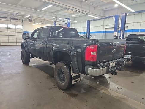 Used 2010 Chevrolet Silverado 2500 LTZ image 28