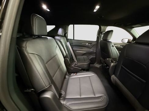New 2026 Chevrolet Traverse LT w/ LPO, Floor Liner Package image 29