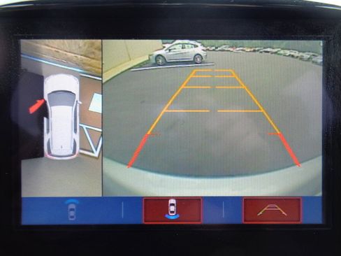 Used 2019 Chevrolet Traverse LT w/ LT Premium Package image 20