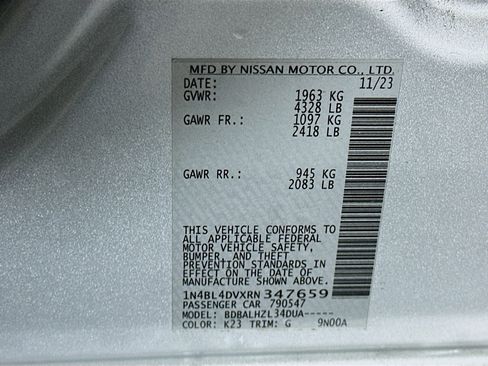 Used 2024 Nissan Altima 2.5 SV image 12