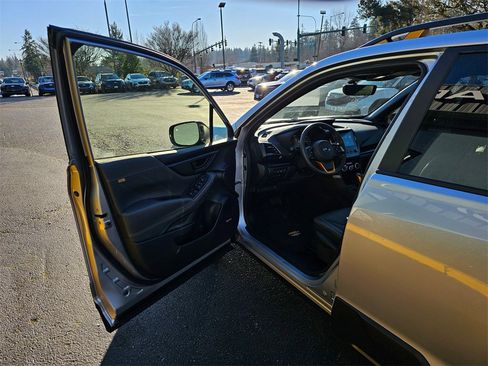 Used 2024 Subaru Forester Wilderness w/ Wilderness Package image 19