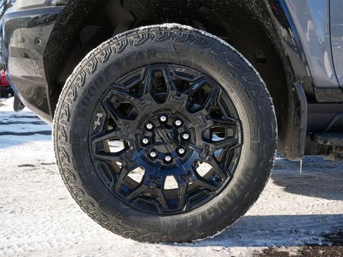 New 2026 GMC Hummer EV SUV image 3