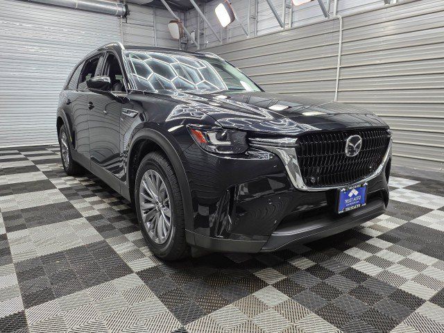 Used 2025 MAZDA CX-90 Plug-In Hybrid w/ Preferred AWD/4WD image 5