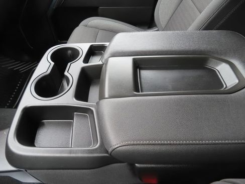 Used 2025 Chevrolet Silverado 1500 LT AWD/4WD image 36