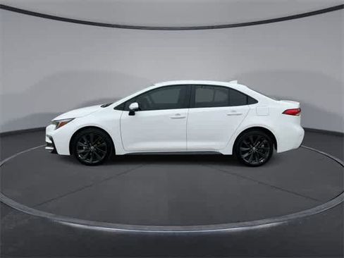 Certified 2026 Toyota Corolla SE image 5