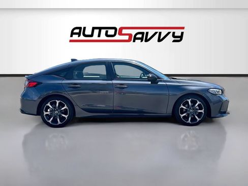Used 2025 Honda Civic Sport Touring image 8