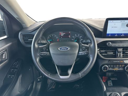 Used 2022 Ford Escape SE w/ SE Sport Appearance Package FWD image 12
