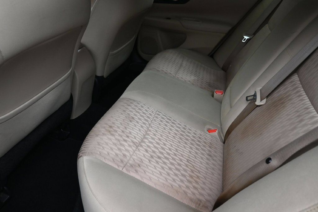 Used 2018 Nissan Altima 2.5 SV FWD image 12