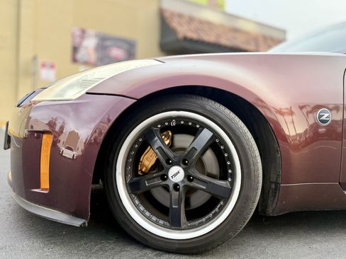 Used 2006 Nissan 350Z Grand Touring RWD image 12