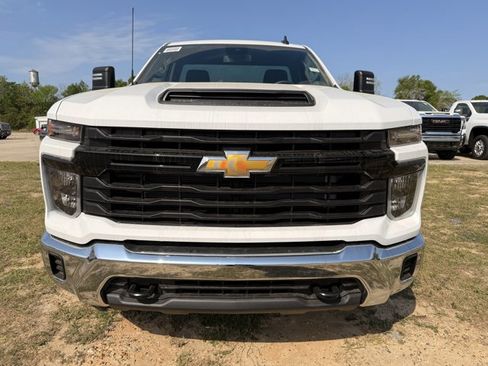 New 2026 Chevrolet Silverado 2500 W/T w/ WT Convenience Package image 10