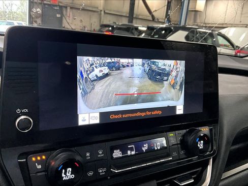Certified 2024 Toyota Grand Highlander AWD image 27