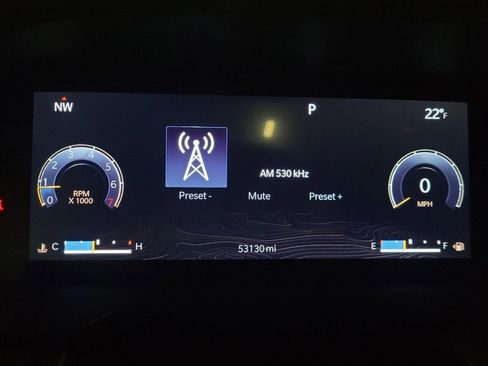 Used 2021 Jeep Grand Cherokee L Limited w/ Luxury Tech Group II image 23