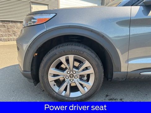 Used 2023 Ford Explorer XLT w/ Equipment Group 202A AWD/4WD image 12