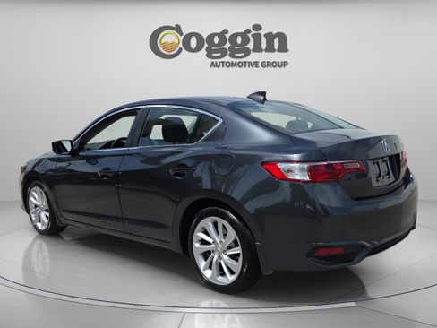 Used 2016 Acura ILX FWD image 3