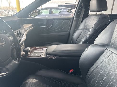 Certified 2021 Lexus LS 500 500 Luxury Package w/ Luxury Package image 8