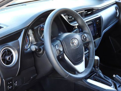 Used 2017 Toyota Corolla SE image 41