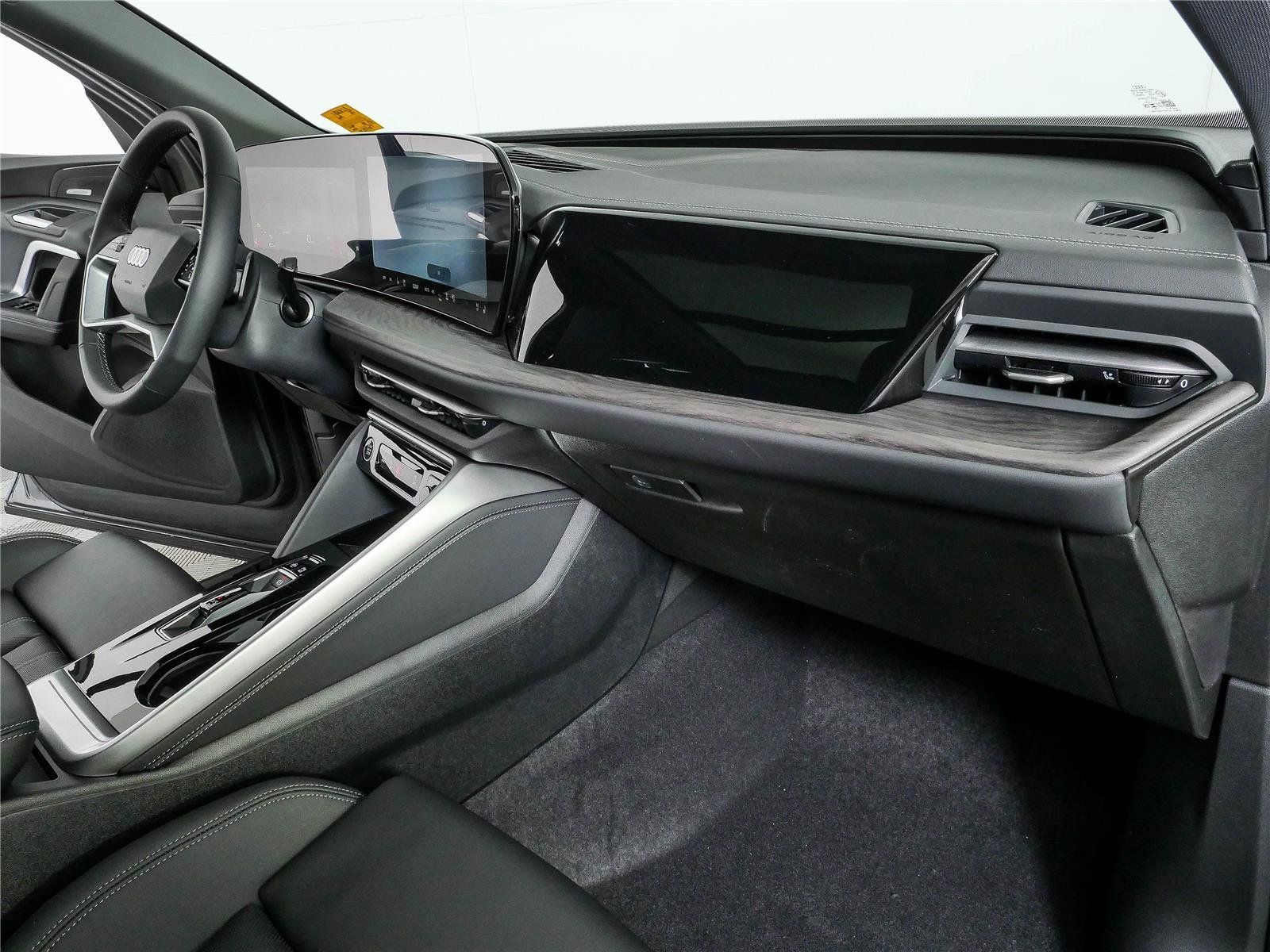 New 2026 Audi Q5 Premium Plus AWD/4WD image 25