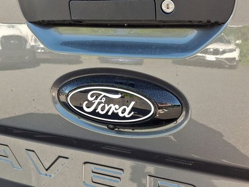 New 2025 Ford Maverick Lobo image 20